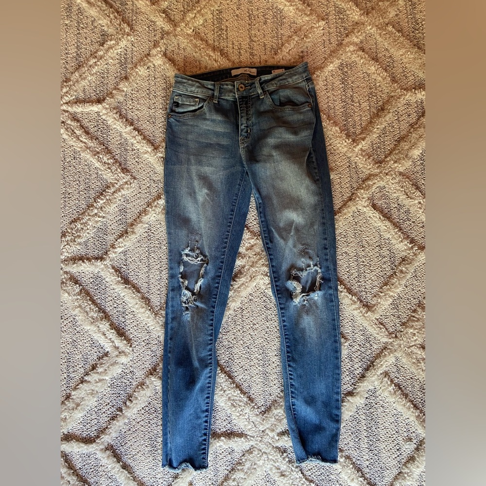 KanCan skinny blue jeans
